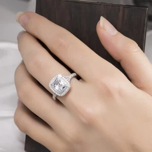 Anillo de promesa de compromiso corte esmeralda de 1,75 quilates media caña doble halo fila tamaño 5-9 - Imagen 1 de 4