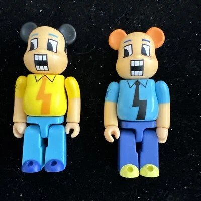 BE@RBRICK MEDICOM JUGUETE 100% TOYCON Serie 2 Juego Limitado Raro Lote de 2 Foto 1 de 4