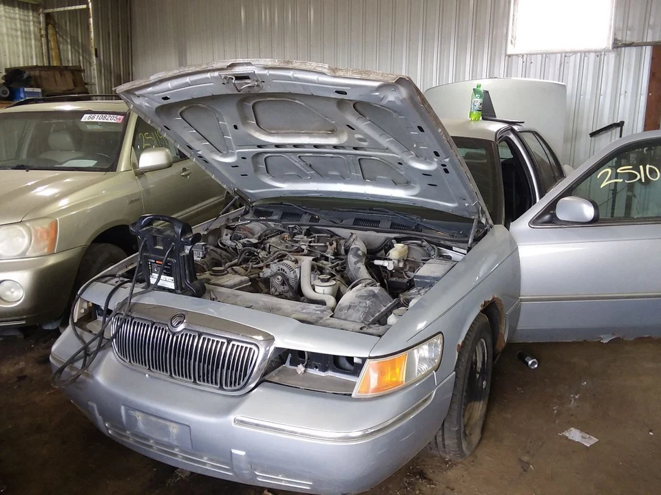 Culata de conductor 8-280 4,6 L VIN con Romeo compatible con camioneta Ford F150 00-01 2108924 Foto 1 de 4