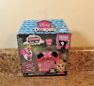 Disney Doorables Minnie Mouse Garden Cottage Mini Playset NEW - Picture 1 of 3