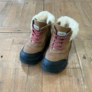 Ugg Ashton Addie leather waterproof boots - Picture 1 of 9