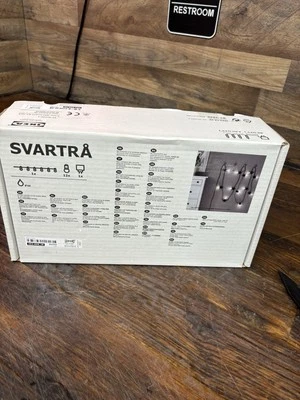 IKEA SVARTRÅ SVARTRA LED Cadena Luz con 12 Luces, Negro/Exterior 203.908.28 Foto 1 de 4