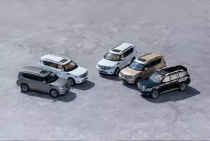 Modellino auto pressofuso GCD 1/64 NISSAN Patrol Y62 giocattoli regali nero/bianco/oro/argento - Foto 1 di 13