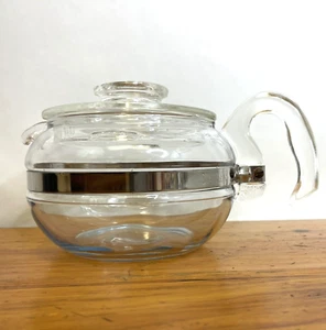 VINTAGE Pyrex Flameware FLAMEX 6 Cup Blue Glass Tea Pot Kettle Tab Lid 8446B - Picture 1 of 18