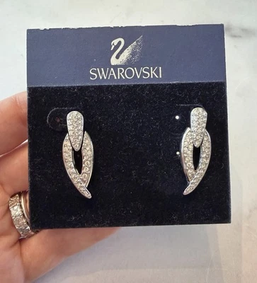 Pendientes geométricos Swarovski tono plata cristal oro 14k poste  Foto 1 de 3