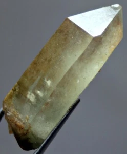 41.0 Ct Full Terminated Quartz Crystal with Unusual Inclusion Skardu Pakistan - Bild 1 von 10