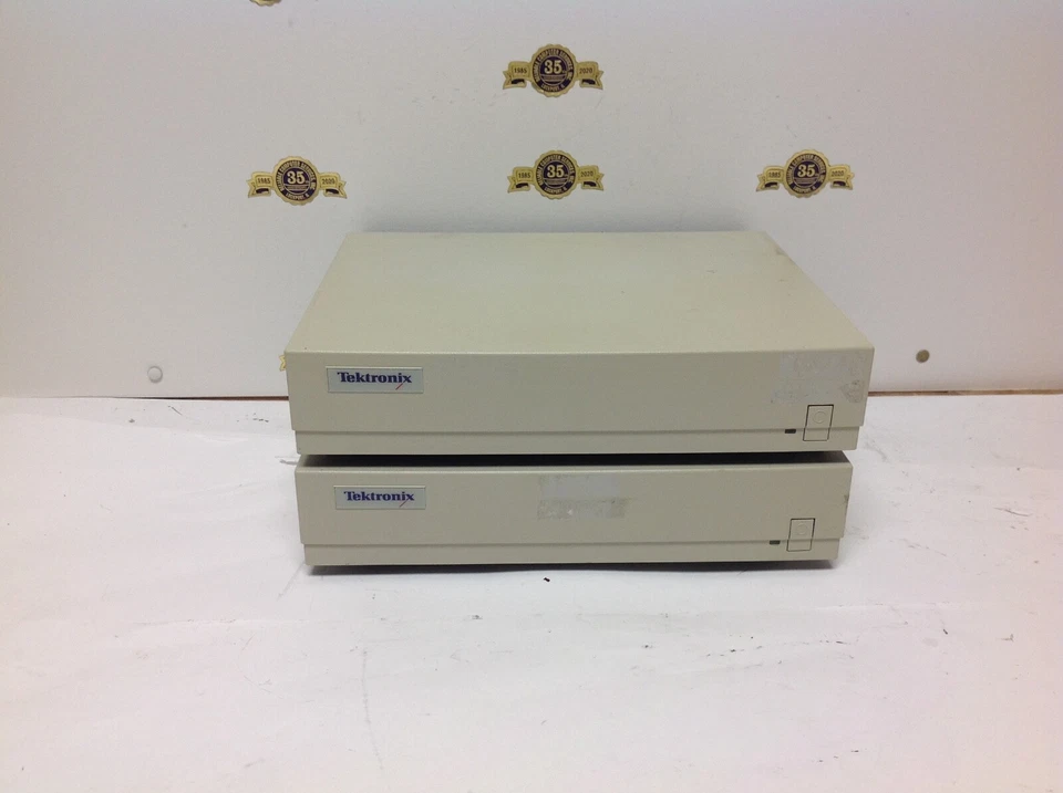 TEKTRONIX Terminal Base Units Model #: XP217CH Lot of 2 Foto 1 de 4