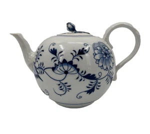 Meissen Blue Onion Teapot Lid Crossed Swords Backstamp Blue Rose Finial Vintage - Picture 1 of 11