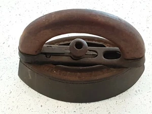 Antique Rare Cast Iron Detachable Wood Handle Enterprise Mfg Philadelphia PA USA - Picture 1 of 12