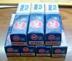 7 Vintage NOS AC R44T Acniter II Spark Plugs - Picture 1 of 1