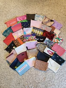 IPSY GLAM MAKE-UP COSMETIC TRAVEL BAGS ZIPPERED POUCHES LOT OF 38 GREAT VARIETY - Picture 1 of 8