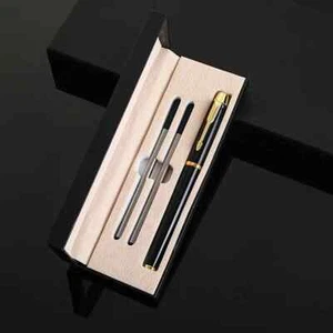Penna a sfera di lusso, elegante con astuccio e 2 ricariche Design ergonomico - Foto 1 di 4