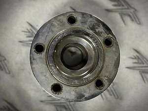 RC COMPONENT CHROME FRONT HUB - 563-720 - Picture 1 of 3