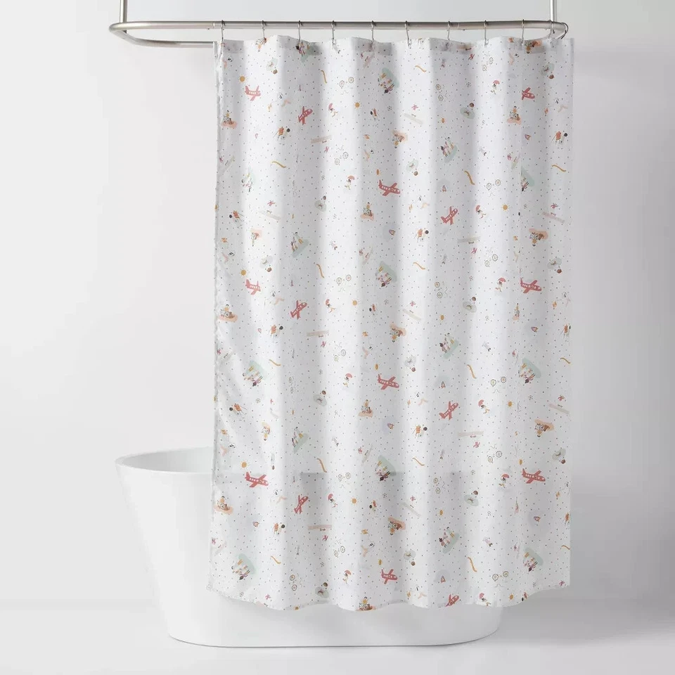 Pals 儿童浴帘 - Pillowfort 飞机和圆点新品 — 第 1/2 张图片