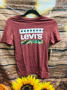 Levi's Boys Size M(10-12) Short Sleeve Graphic T-Shirt Logo Checkered Camo - Picture 1 of 4