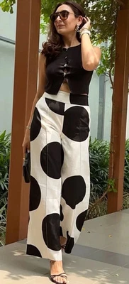 Calça ZARA SS25 NOVA CINTURA MÉDIA Zw bolinhas perna larga preta branca 2068/557_M - Imagem 1 de 4