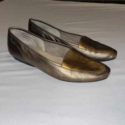 Mocasín plano vintage de cuero metálico para mujer Enzo Angiolini talla 9 bronce dorado  Foto 1 de 4
