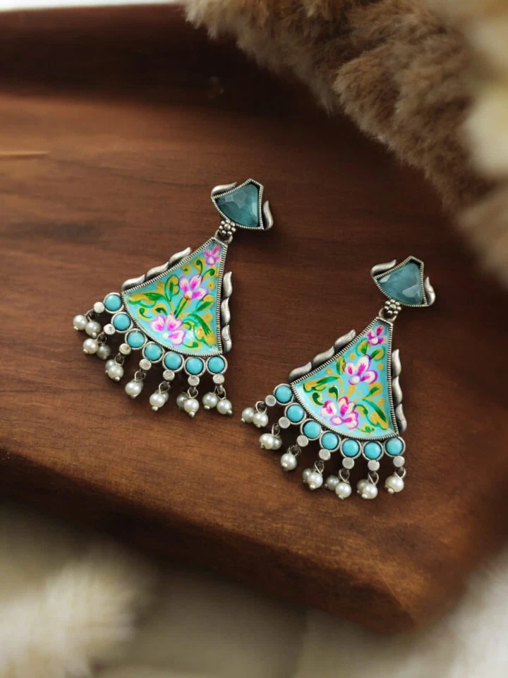 Moda Pendientes Hechos a Mano Tradicionales Meenakari Pendientes Étnicos Jhumka Foto 1 de 1