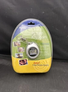 Royal PF110 Key Chain Picture Frame 1.1-Inch Display, White - Picture 1 of 4
