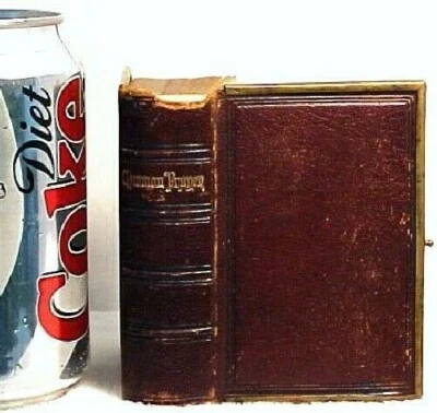 1869 BOOK COMMON PRAYER LEATHER Bible MINIATURE Sacraments Church Ceremonies Foto 1 de 4