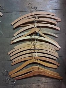 10 Kleiderbügel sus Holz natur - Bild 1 von 1