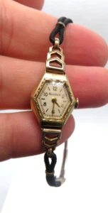 Vintage Bulova Art Deco Swiss Womens Watch Wristwatch 10k Gold Plated Size 6+ - Picture 1 of 10