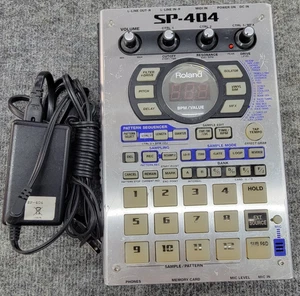 Roland SP-404 Portable Linear Wave Sampler W/ Power Cord - Picture 1 of 5