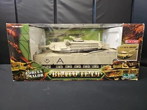 Forces of Valor Bravo Team 1:18 Scale M1A1 Abrams Tank Target Exclusive NEW 🔥🔥 - Picture 1 of 6
