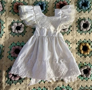 Vintage Pinafore Dress Girls 18 Mos ? Lace Eyelet Dreamy Cottage - Picture 1 of 8