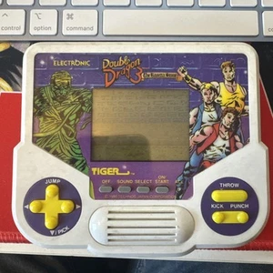 Tiger Electronics Double Dragon 3 Lcd Hand Held 1988 Tested & Work - Picture 1 of 4