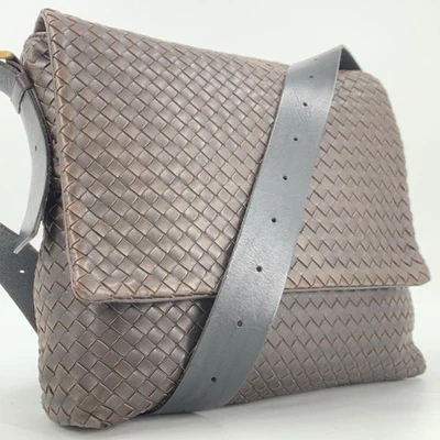 Bolso de hombro mensajero de cuero Bottega Veneta Intrecciato usado Foto 1 de 4