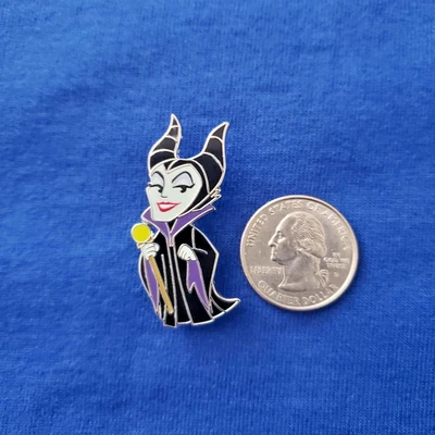 迪斯尼胸针 MALEFICENT VILLAIN FROM SLEEPING BEAUTY — 第 1/2 张图片