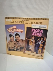 BONNIE SCOTLAND / PICK A STAR (Laserdisc LD Laurel & Hardy)CLASSIC COMEDIES - Picture 1 of 3