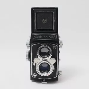 Yashica 635 TLR Medium Format & 35mm Film Camera - AS-IS Parts or Repair - USA - Picture 1 of 19
