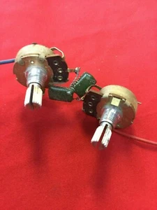1964 USA SILVERTONE GUITAR POT HARNESS VOLUME/TONE ALL ORIGINAL - Picture 1 of 4