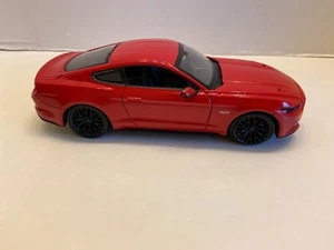 Maisto Diecast Red Ford Mustang GT  7.5"x3" - Picture 1 of 6