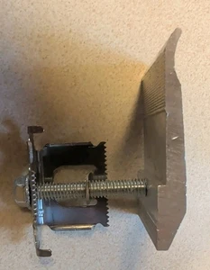 AK Stamping Solar Endklemme A3003 30 mm - Bild 1 von 5
