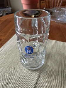 AUTÉNTICO Y RARO Hofbrauhaus 1 litro HB Buffalo taza de cerveza con hoyuelos vidrio piedra - Imagen 1 de 11