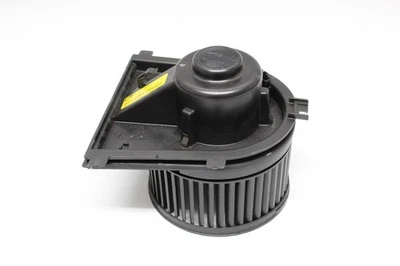 Двигатель вентилятора кондиционера VW Derby 6N Mk3 1J2819021C - Изображение 1 из 4