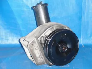 1986-1993 Ford Mustang Power Steering Pump w/ Bracket & Pulley 5.0L 302 V8 GT LX - Picture 1 of 2