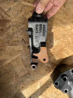 Dodge Cummins 1989-93 conector de admisión de agua Foto 1 de 3