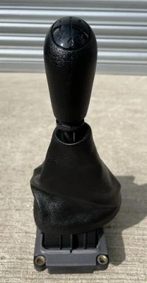 ALAVANCA DE ENGRENAGENS E CABOS RENAULT KANGOO - Imagem 1 de 4