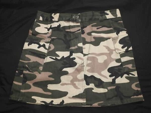 Camouflage Green Mini Skirt - Size 10 Clubbing Emo Goth 14 Inch N.L. Jeans New - Picture 1 of 3