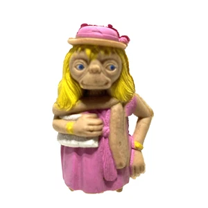 Vintage 1982 Toy ET The Extra Terrestrial Figure Pink Dress PVC Mini - Picture 1 of 11