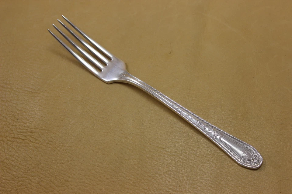 Oneida Community Silverplate - HAMPTON COURT, 1926 - Tenedor de cena Foto 1 de 1