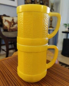 2 FEDERAL YELLOW 🟡 Coffee Mugs Cups Milk Glass Textured Mid Century Vintage - Picture 1 of 4