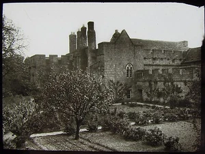 Glass Magic Lantern Slide AYDON CASTLE C1910 PHOTO NORTHUMBERLAND ENGLAND - Picture 1 of 2