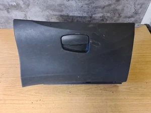 CITROEN DS3 MK2 2017 BEIFAHRER ARMATURENBRETT HANDSCHUHFACH FACH 9684581777 - Bild 1 von 9
