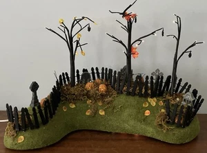 Dept 56 Haunted Fiber Optic Background Halloween Village Trees Tombstone Working - Picture 1 of 18
