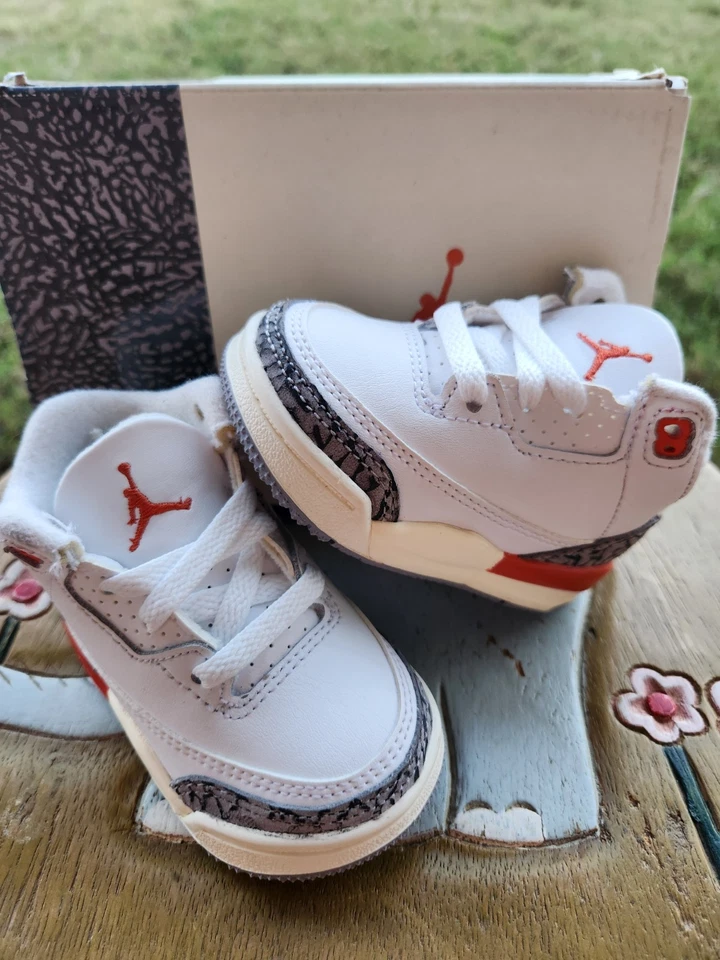 Jordan Retro 3 "Georgia Peach" TOTALMENTE NUEVO Niño 3C Foto 1 de 4